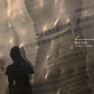 毛多女毛茸茸的撒尿
